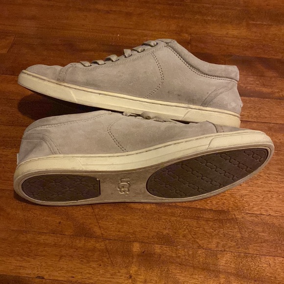 UGG Sneakers Size 7 - Picture 2 of 3